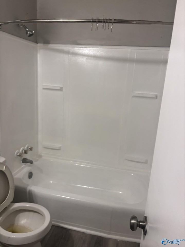 995 Mckee Rd - Photo 6 of 19