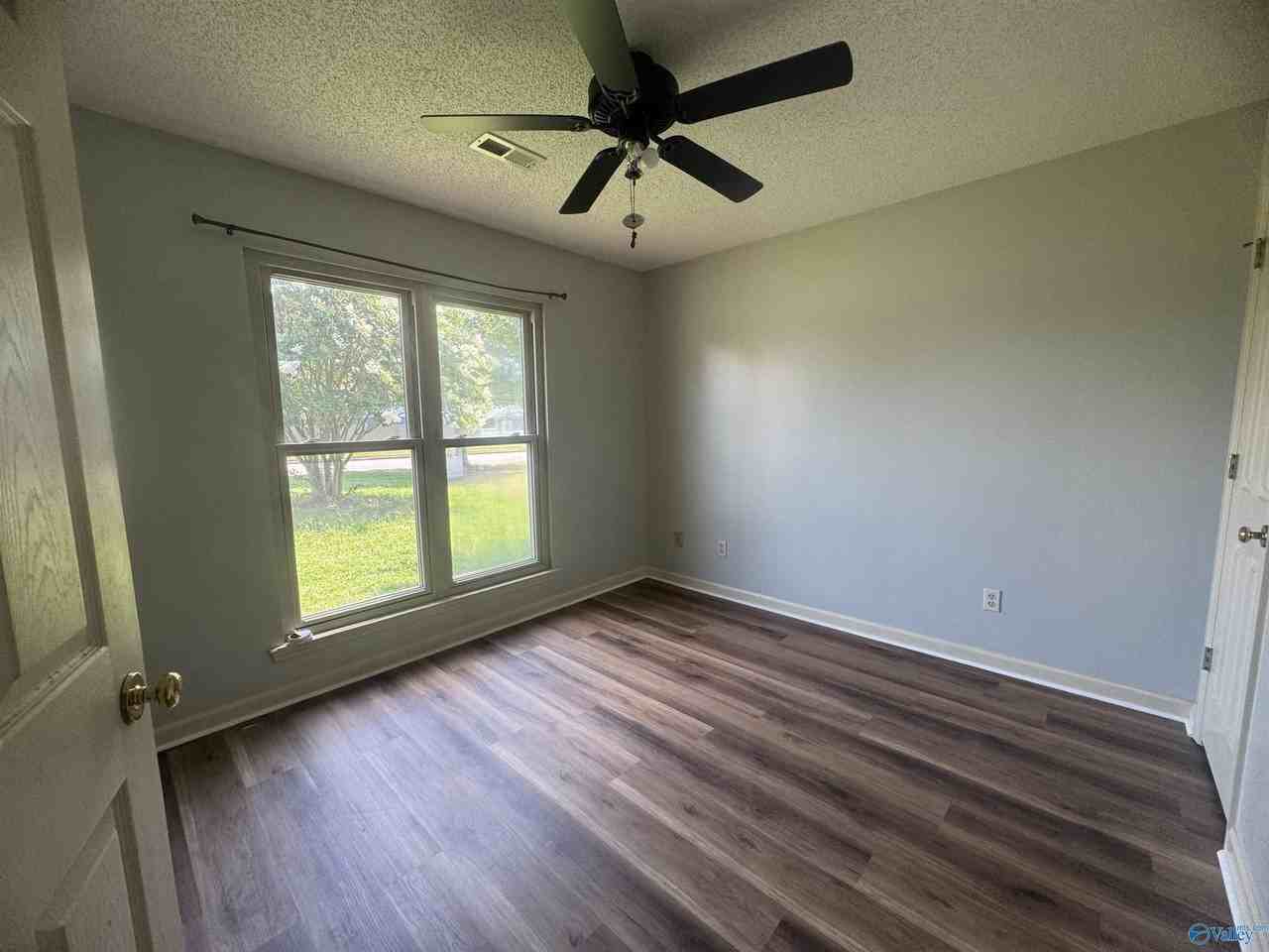 138 Medicine Bend Drive - Photo 5 of 39