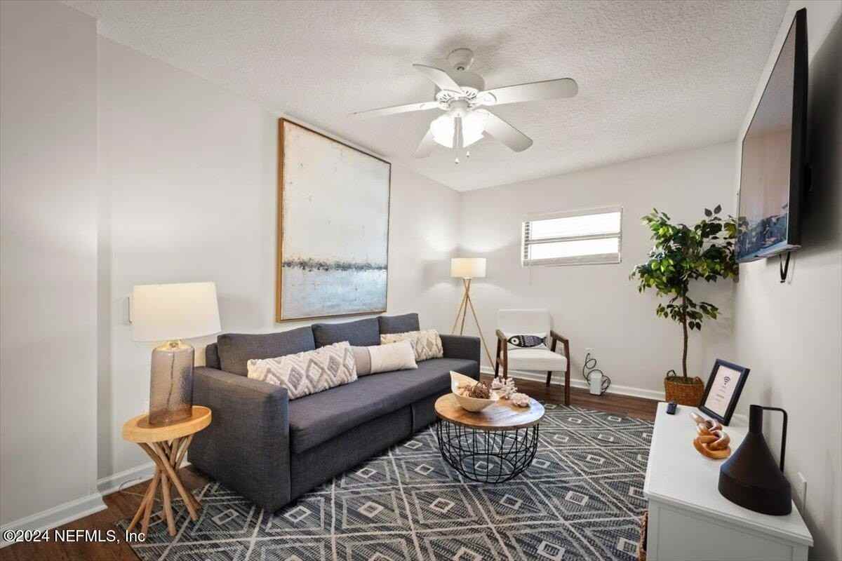 1205 2nd St S Unit 1205 #1205 - Photo 5 of 49