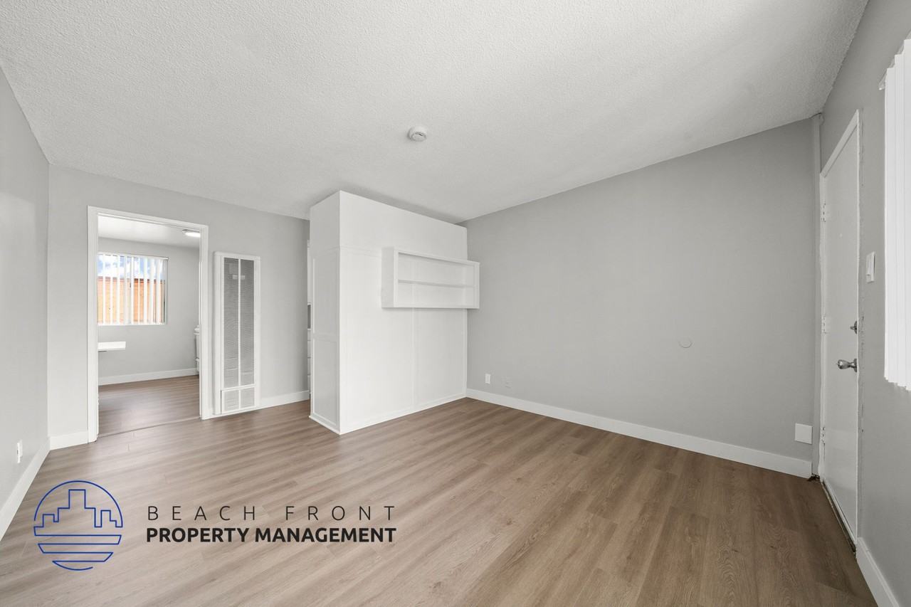 12318 Birch Ave. - Photo 4 of 17