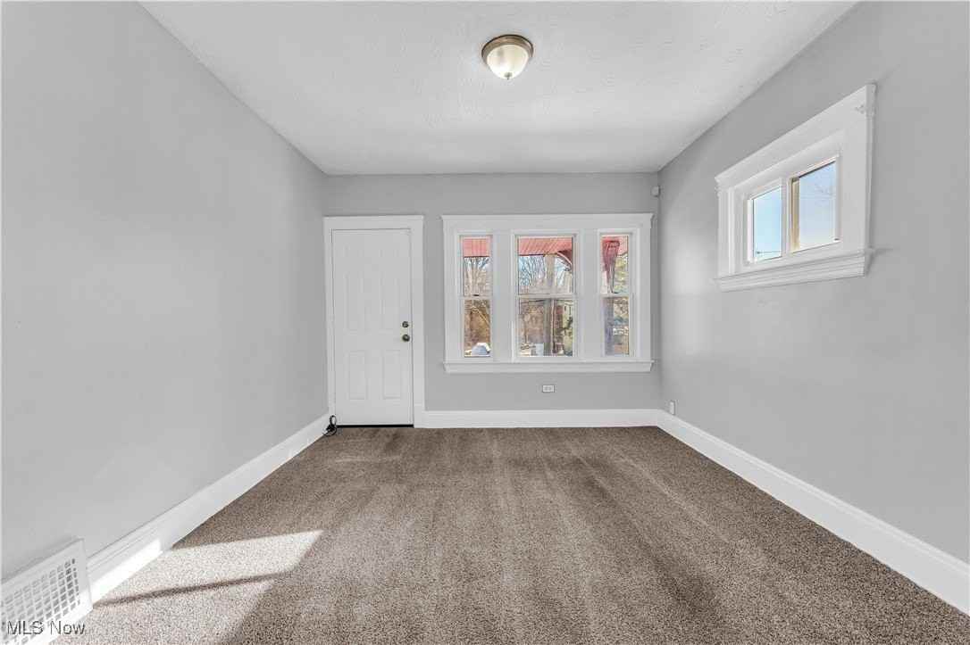 2934 E 130th St Unit 2 #2UP - Photo 7 of 24