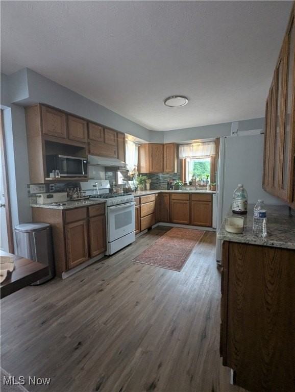 85 Maple Dr - Photo 4 of 22