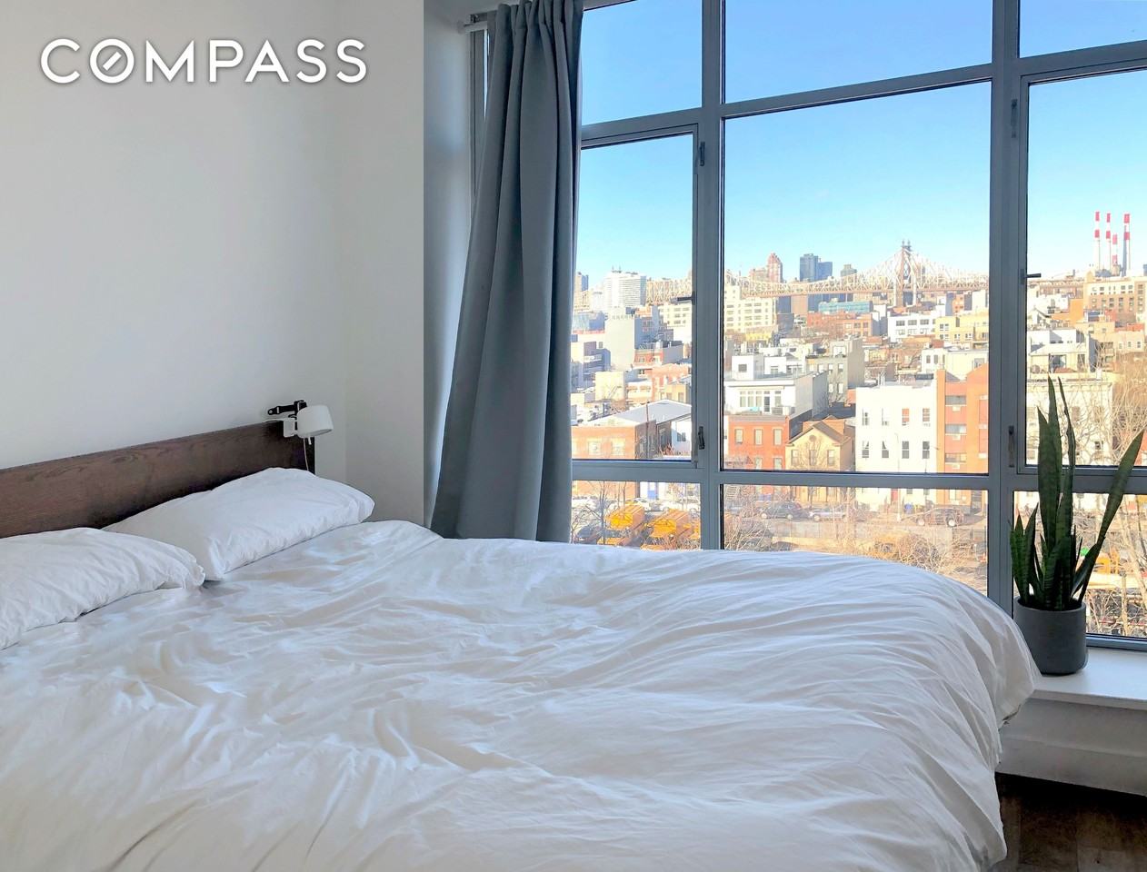 1063 Jackson Ave #7E - Photo 4 of 5