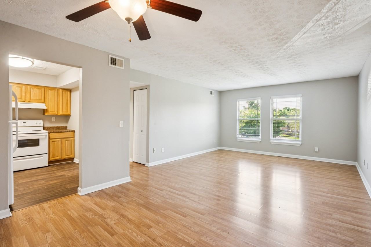 Newberry Parc - Photo 6 of 21