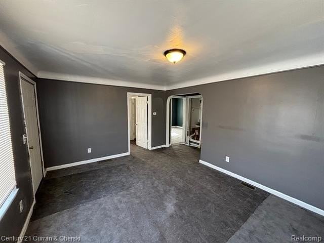 6709 Evergreen Ave - Photo 5 of 15