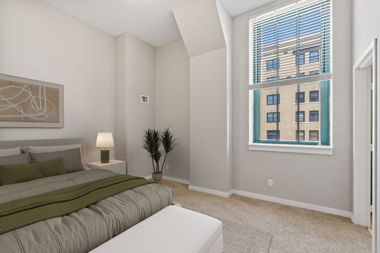 The Cosmopolitan - Photo 6 of 45