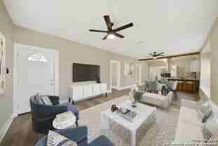 710 El Monte Blvd - Photo 1 of 1