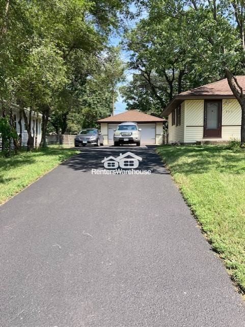 711 Northdale Blvd Nw - Photo 2 of 11