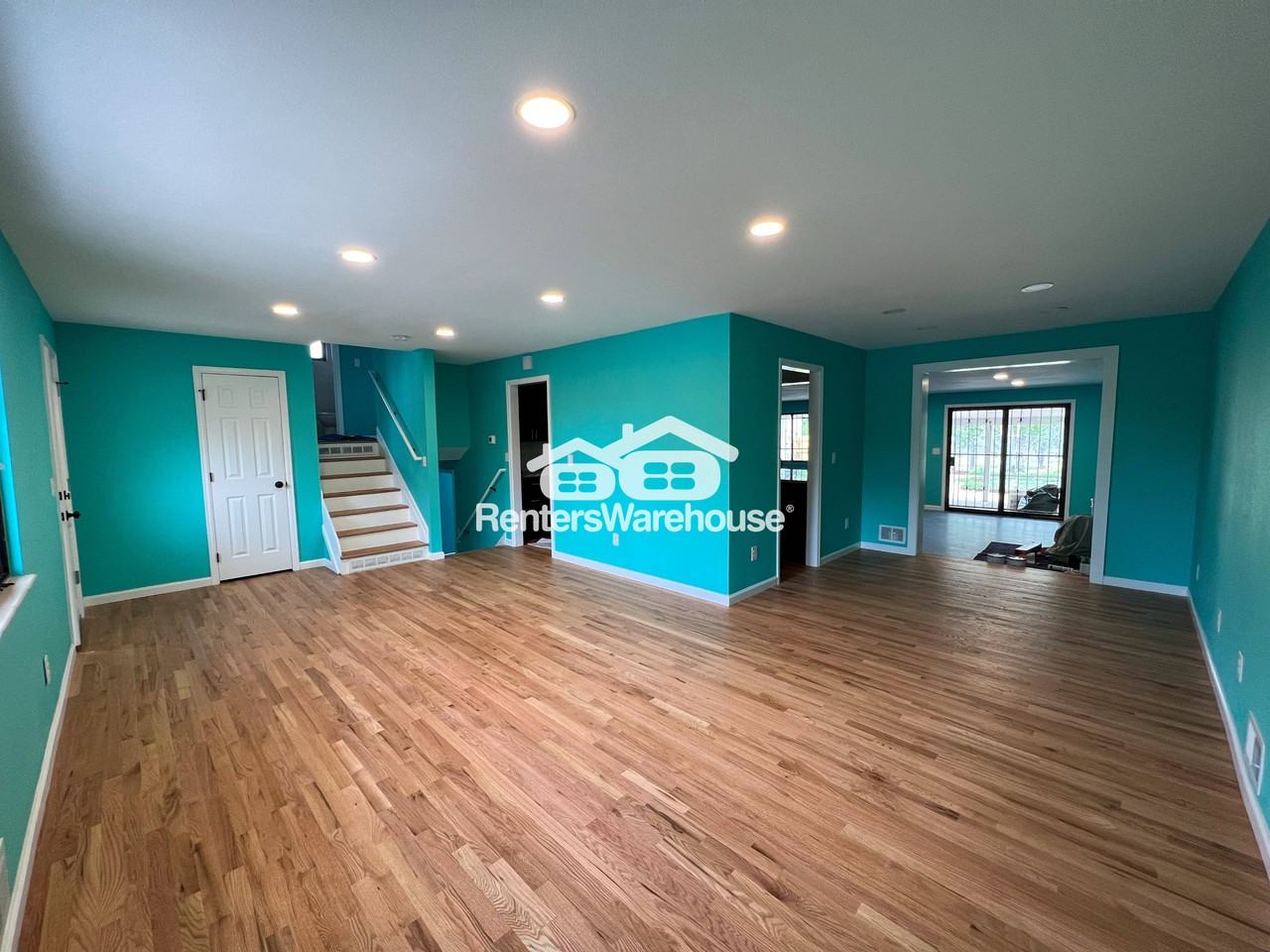 12496 E Park Lane Dr - Photo 2 of 16