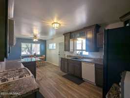 featured image of 1905 N Mountain Ave