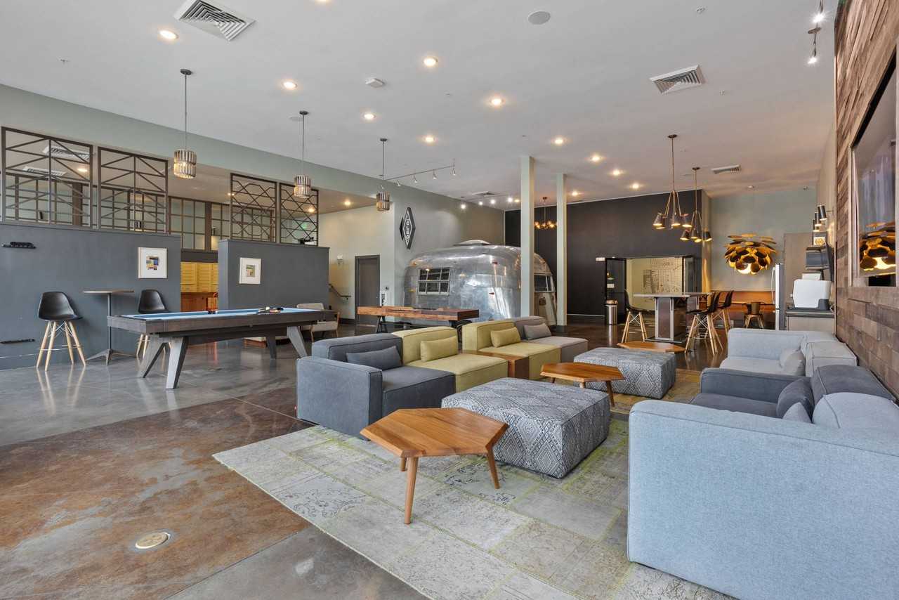 The Cleo - Photo 3 of 40