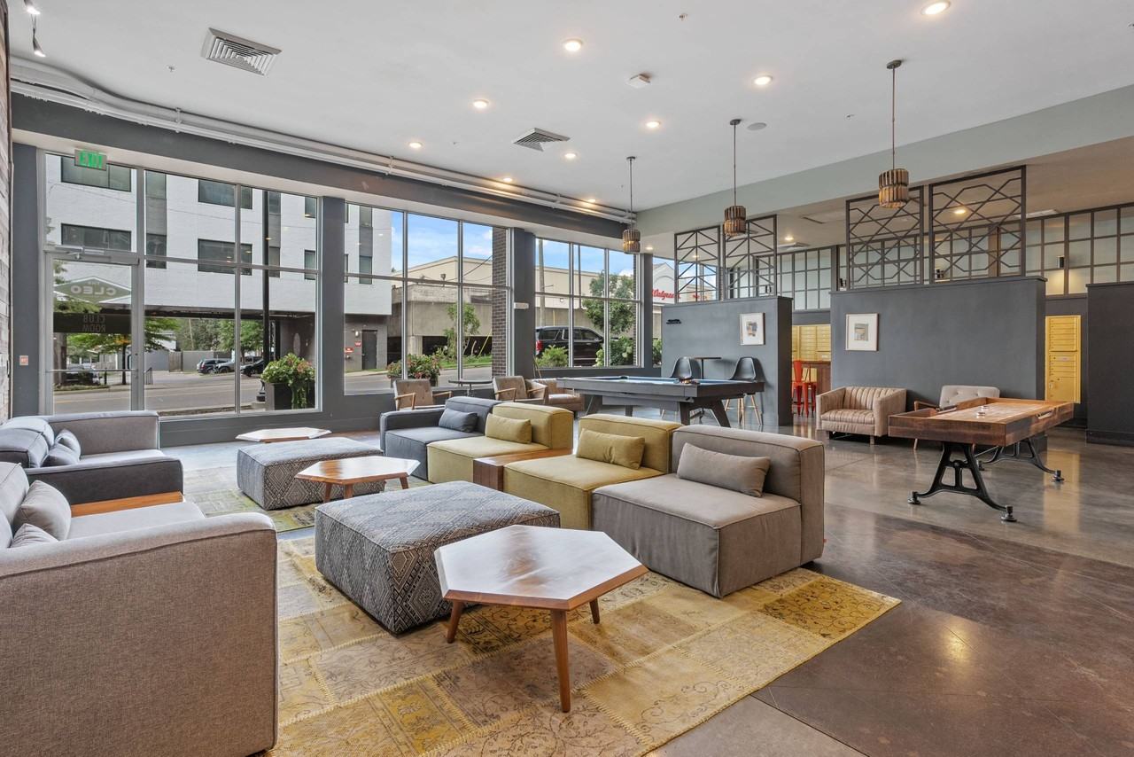 The Cleo - Photo 7 of 40