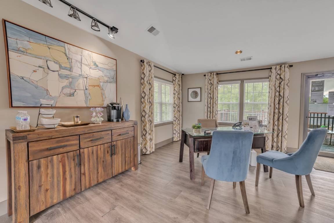 Decatur Flats - Photo 3 of 20