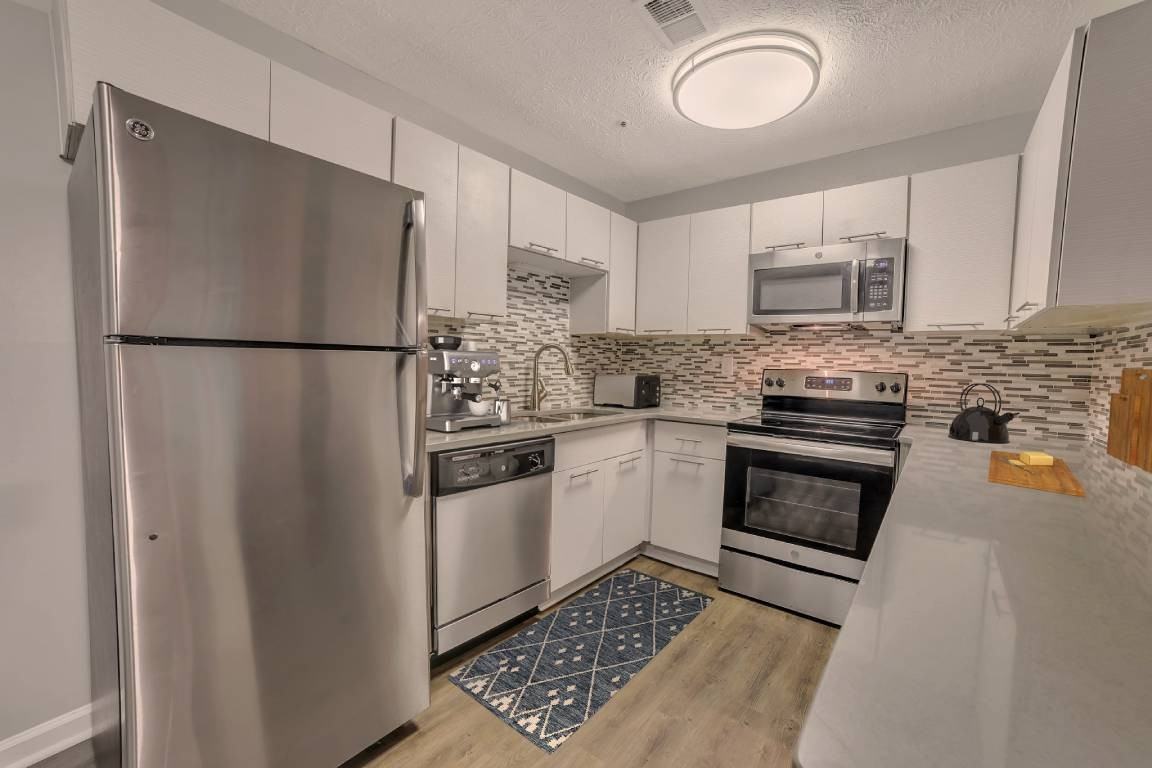 Decatur Flats - Photo 5 of 20