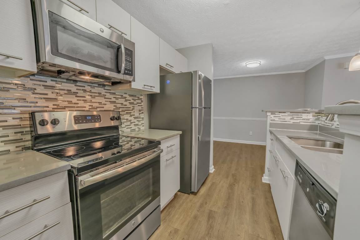 Decatur Flats - Photo 6 of 20