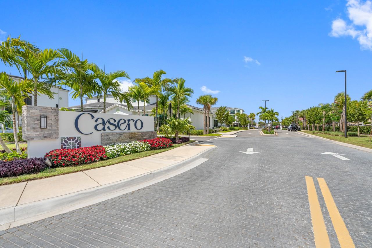 Casero Apartments - Photo 6 of 32