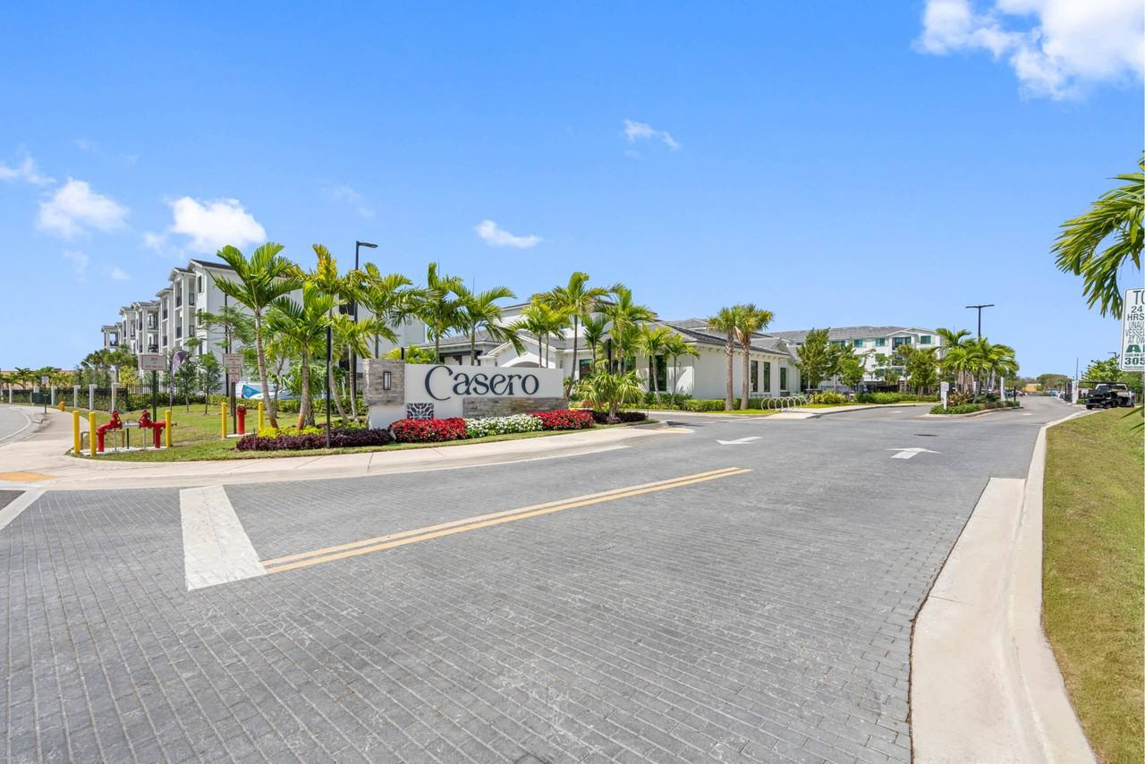 Casero Apartments - Photo 7 of 32