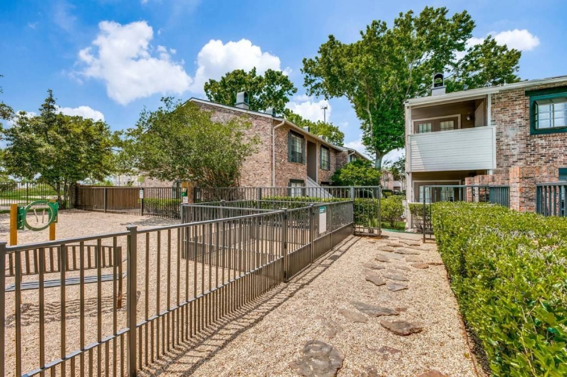 CityParc - Photo 2 of 22