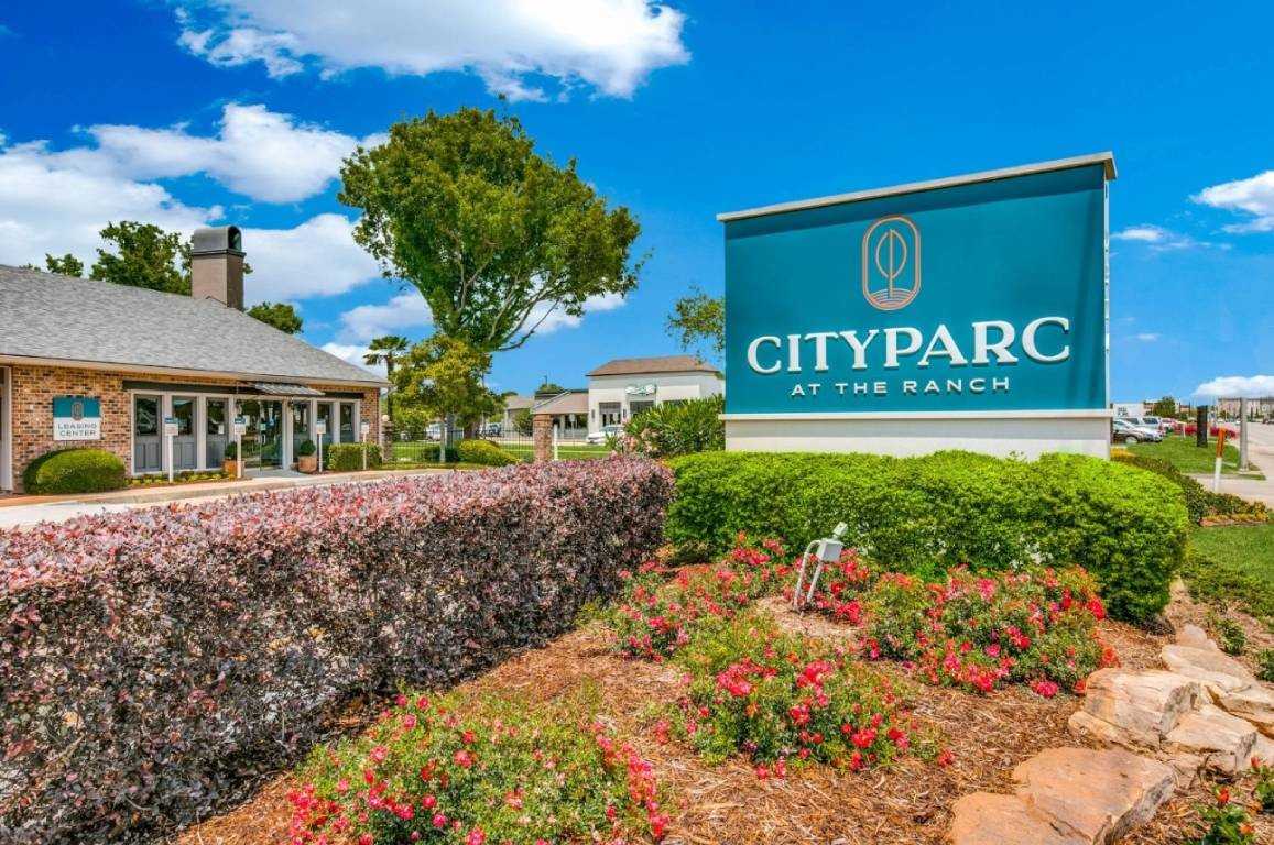 CityParc - Photo 6 of 22