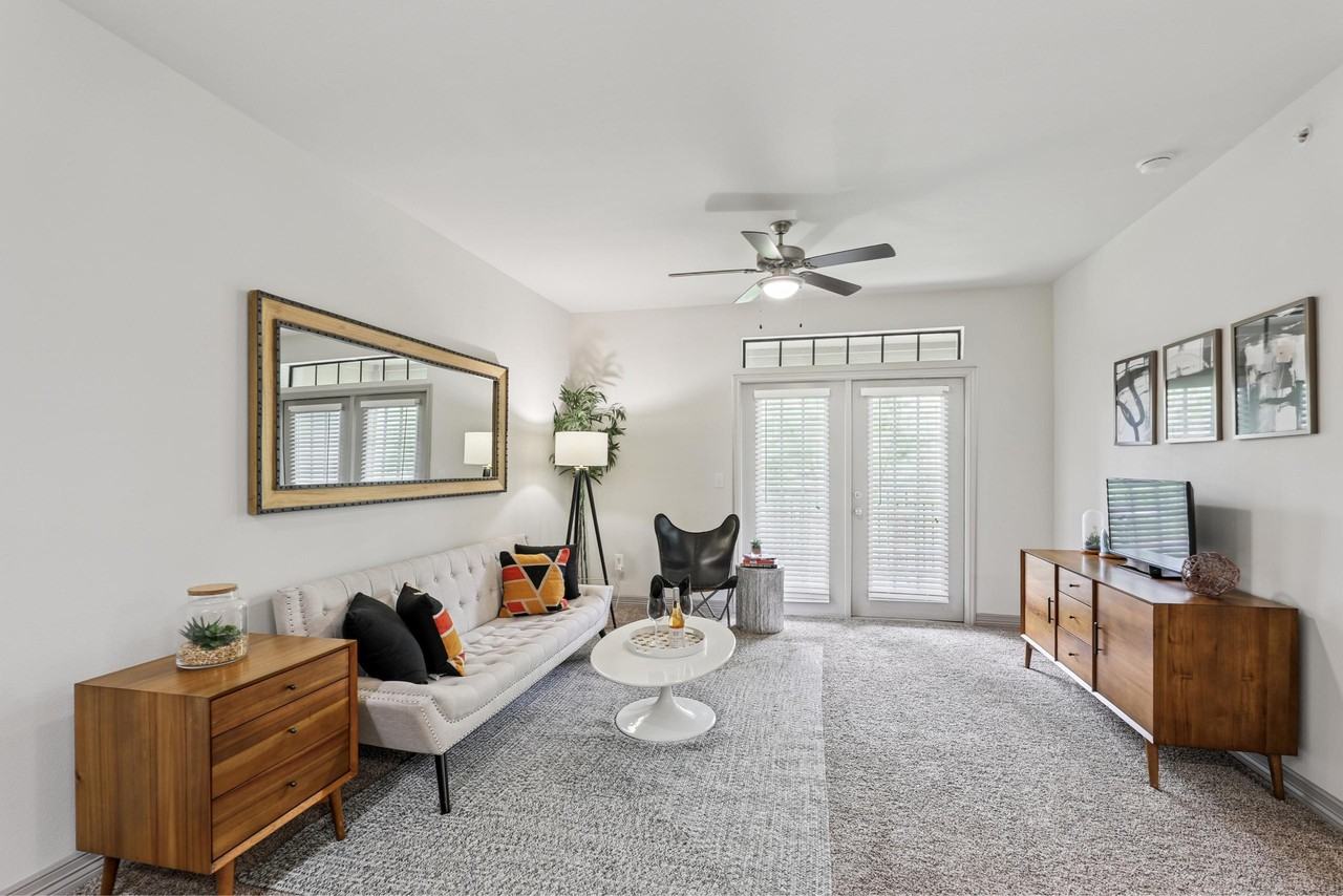 Waller Creekside - Photo 4 of 30