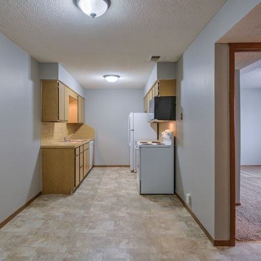 108 Blondo - Photo 7 of 24