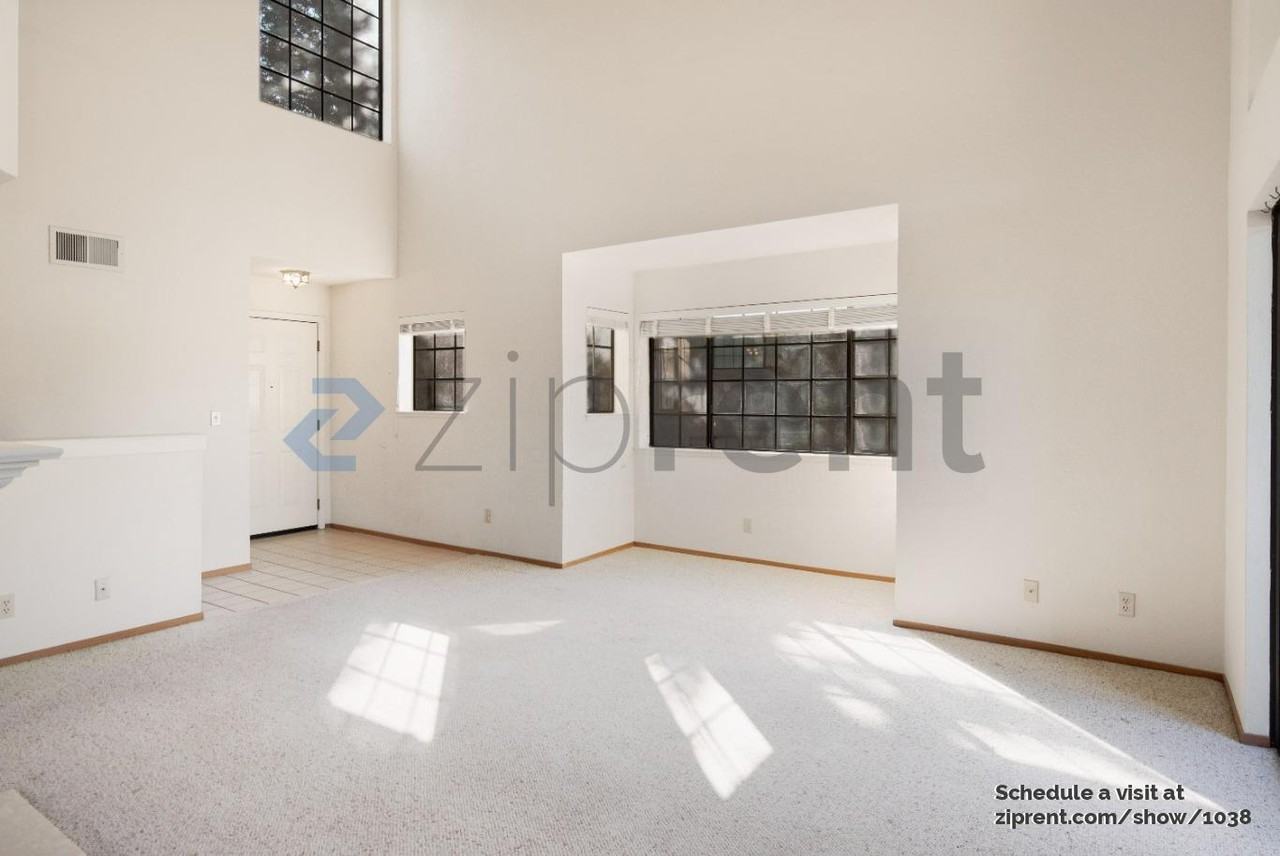 130 Redhawk Rd - Photo 3 of 19