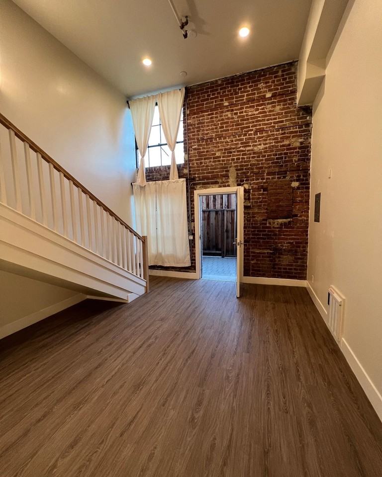 22650 Main St #102B - Photo 7 of 12