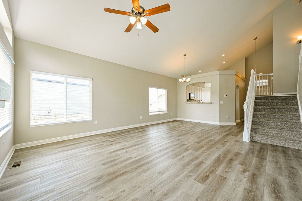 4060 Storm Cloud Way - Photo 5 of 18