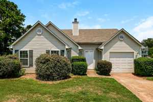 featured image of 172 Marsh Glen Dr