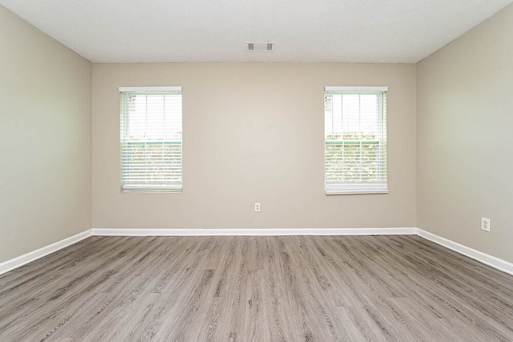 172 Marsh Glen Dr - Photo 5 of 19
