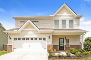 featured image of 1005 Keeneland Dr