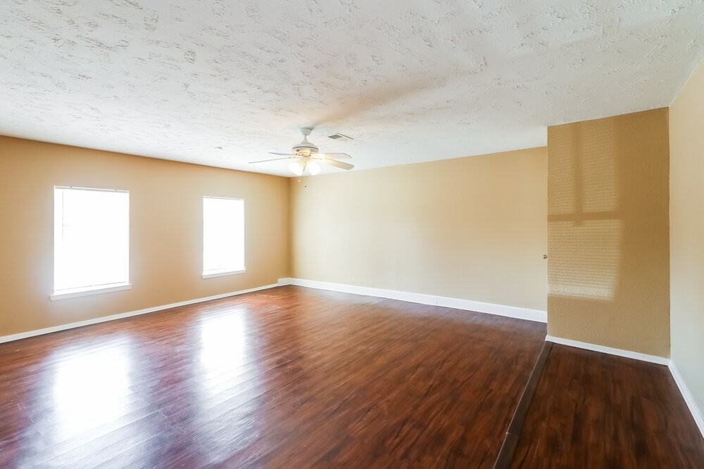 13427 Boonway Dr - Photo 5 of 19