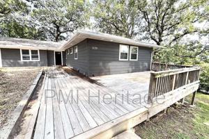 featured image of 1139 N Sunset Dr