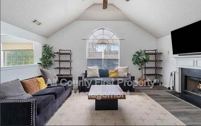 3644 Gray Birch Dr - Photo 4 of 12