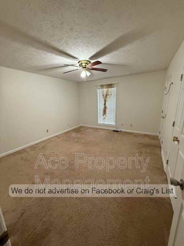 110 Aloha Dr - Photo 6 of 10