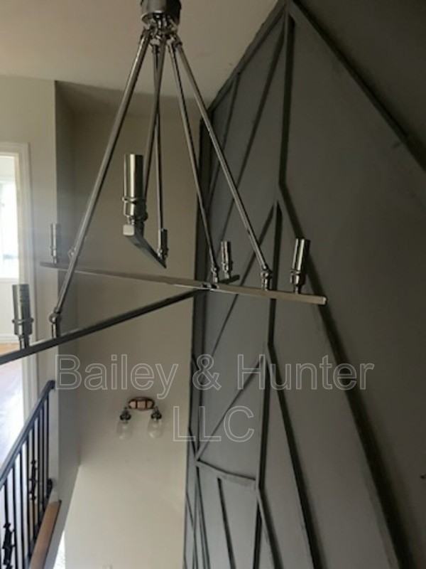 6012 Regent Mnr - Photo 6 of 11