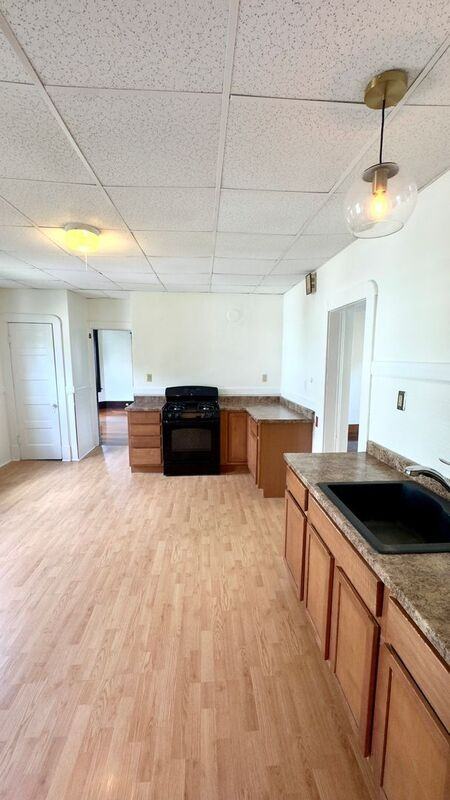 42 Orchard St #2ndFL - Photo 2 of 14
