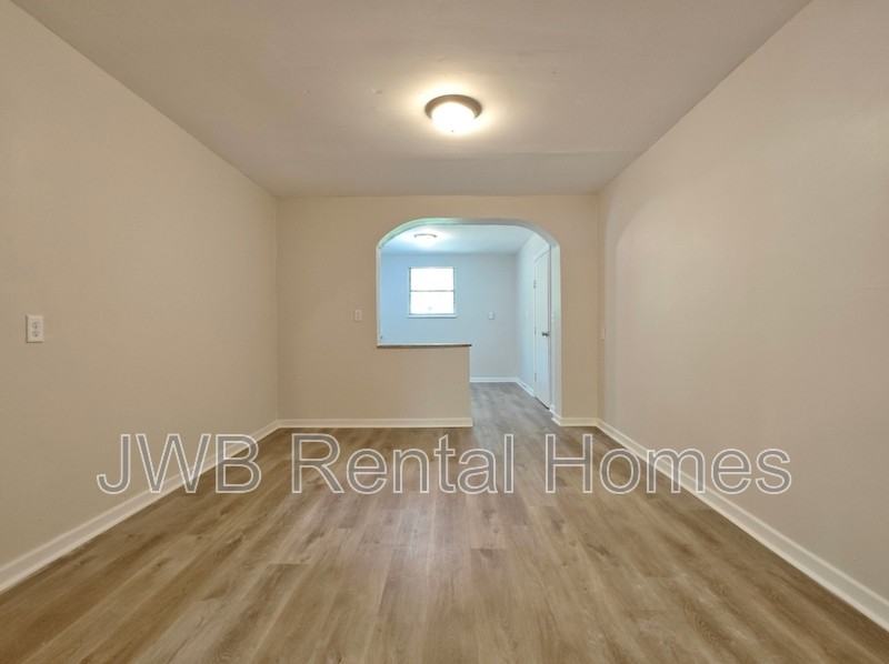 5239 Potomac Ave - Photo 3 of 8