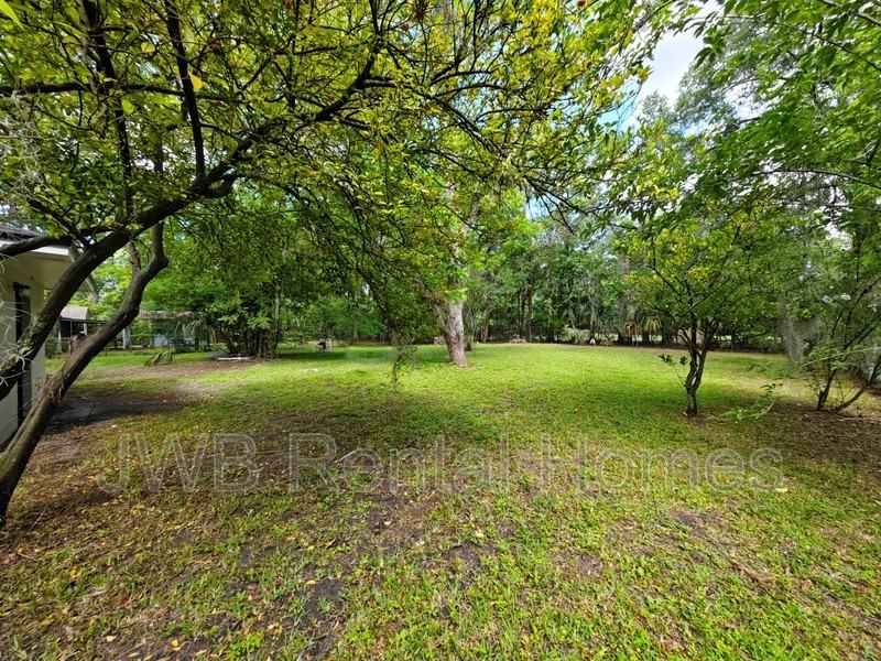 5239 Potomac Ave - Photo 6 of 8