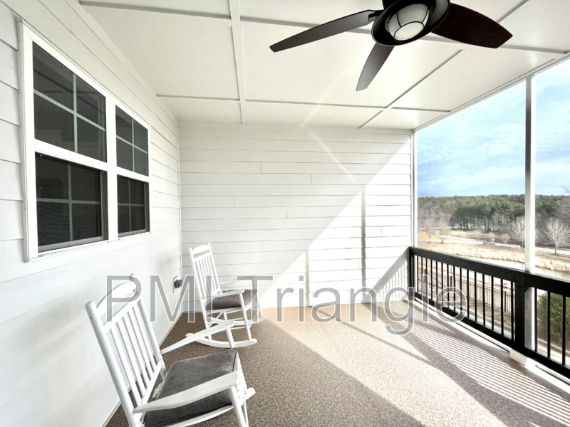606 Gateway Crossing Ln - Photo 4 of 15