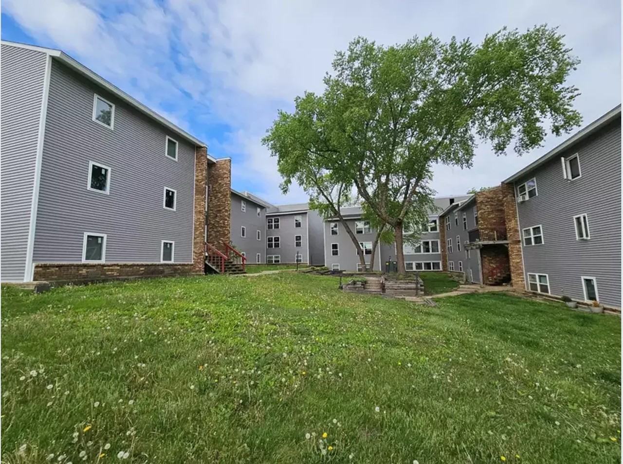 Willowbrook Apartments - Photo 3 of 16