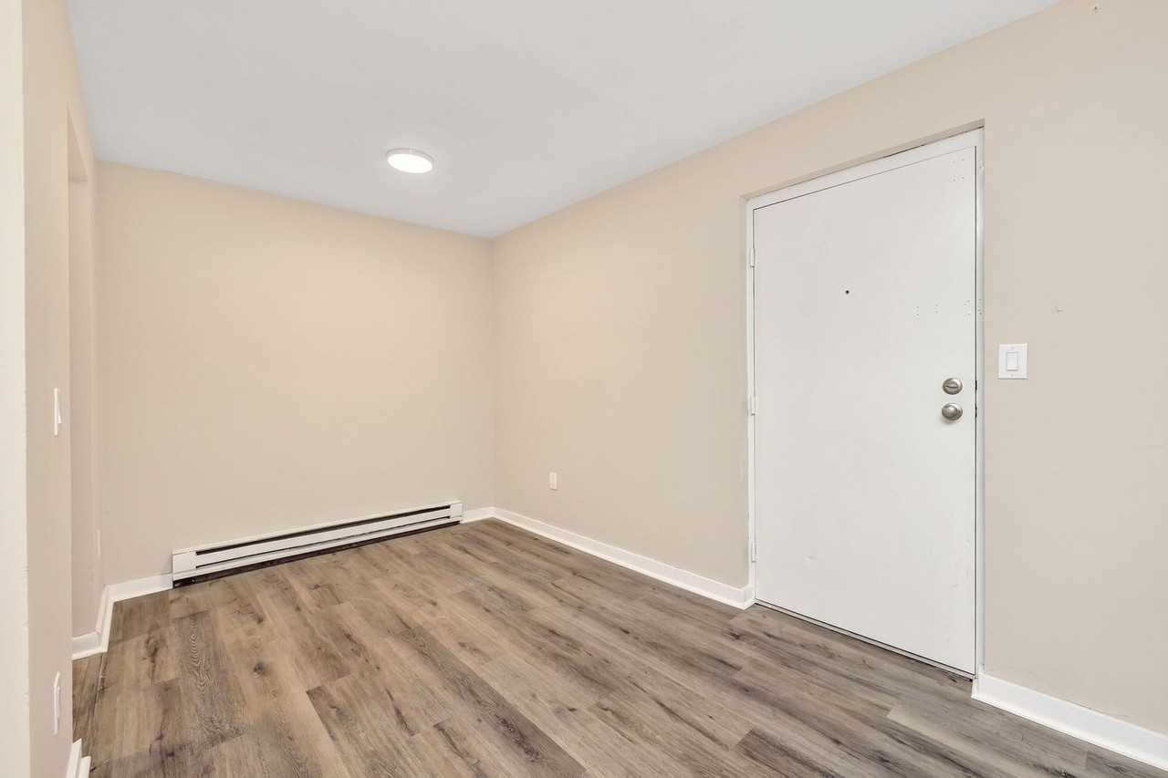 Pinecrest Apartments of Milford - Photo 3 of 28