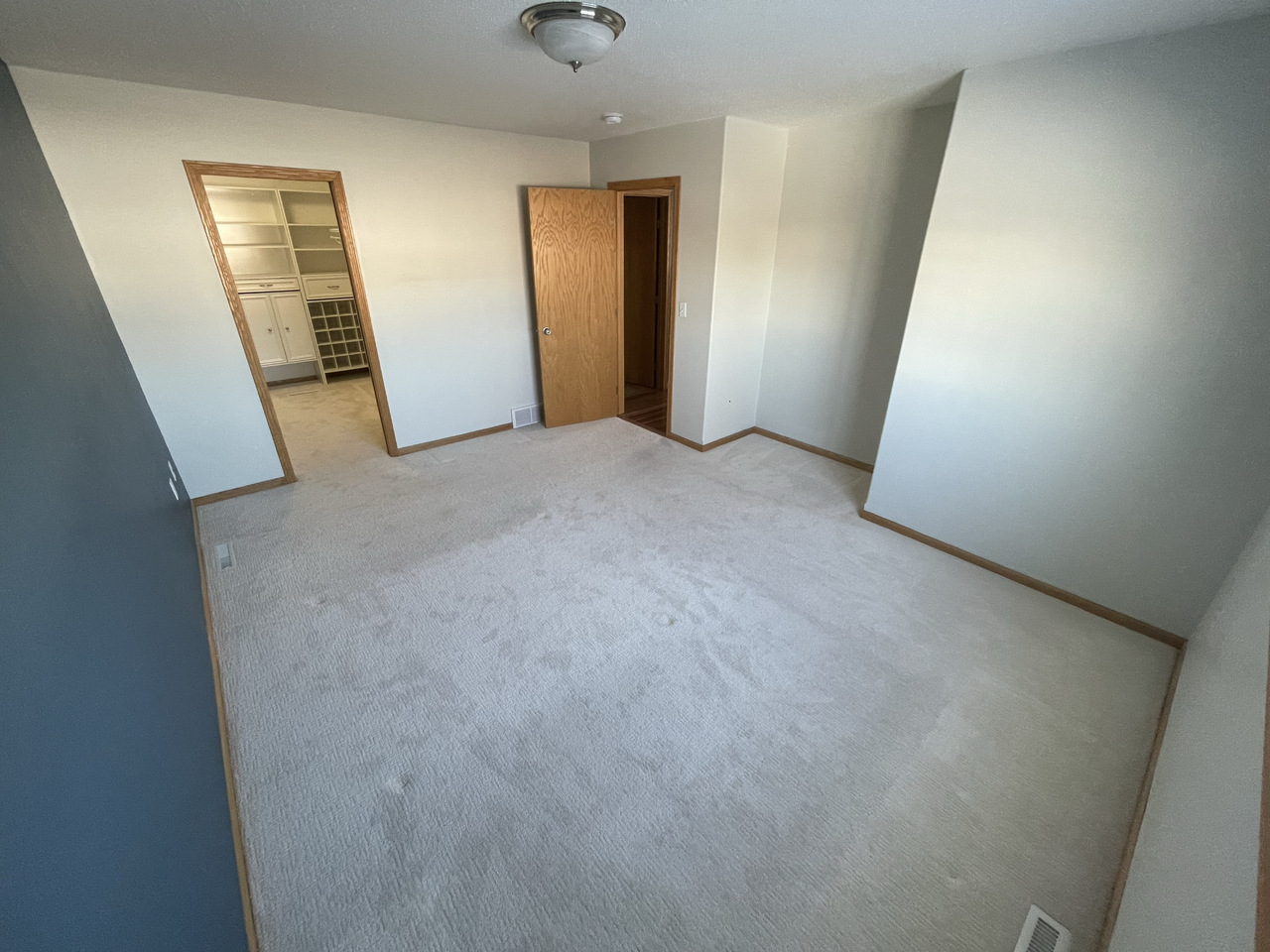 1606 19th Ave E #1606 - Photo 4 of 11