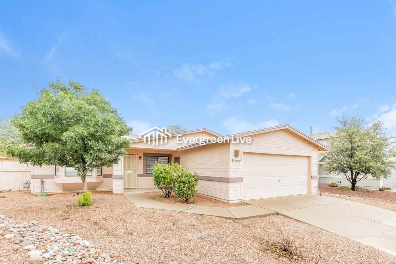 5990 N Edenbrook Ln - Photo 3 of 21