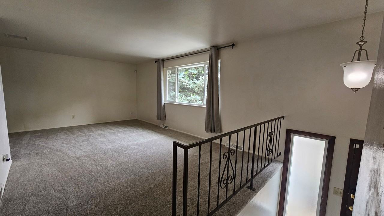 10603 Van Gordon Way - Photo 3 of 27