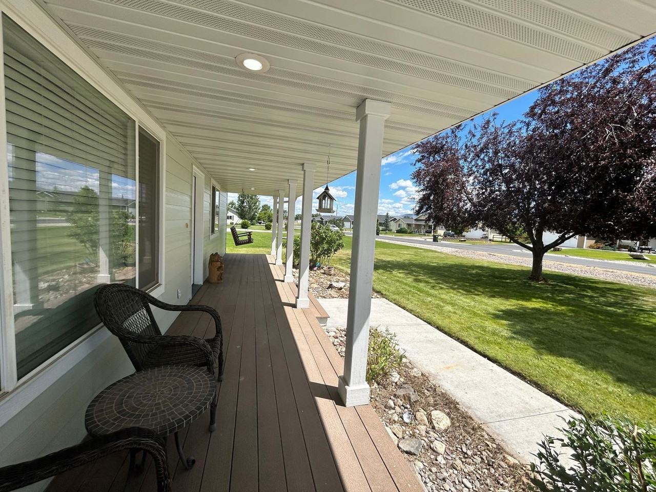 1093 Centennial Ln - Photo 3 of 15