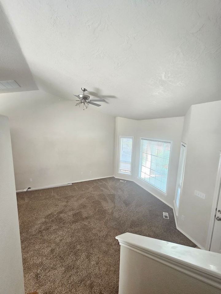 3714 N Buckstone Ave - Photo 6 of 14