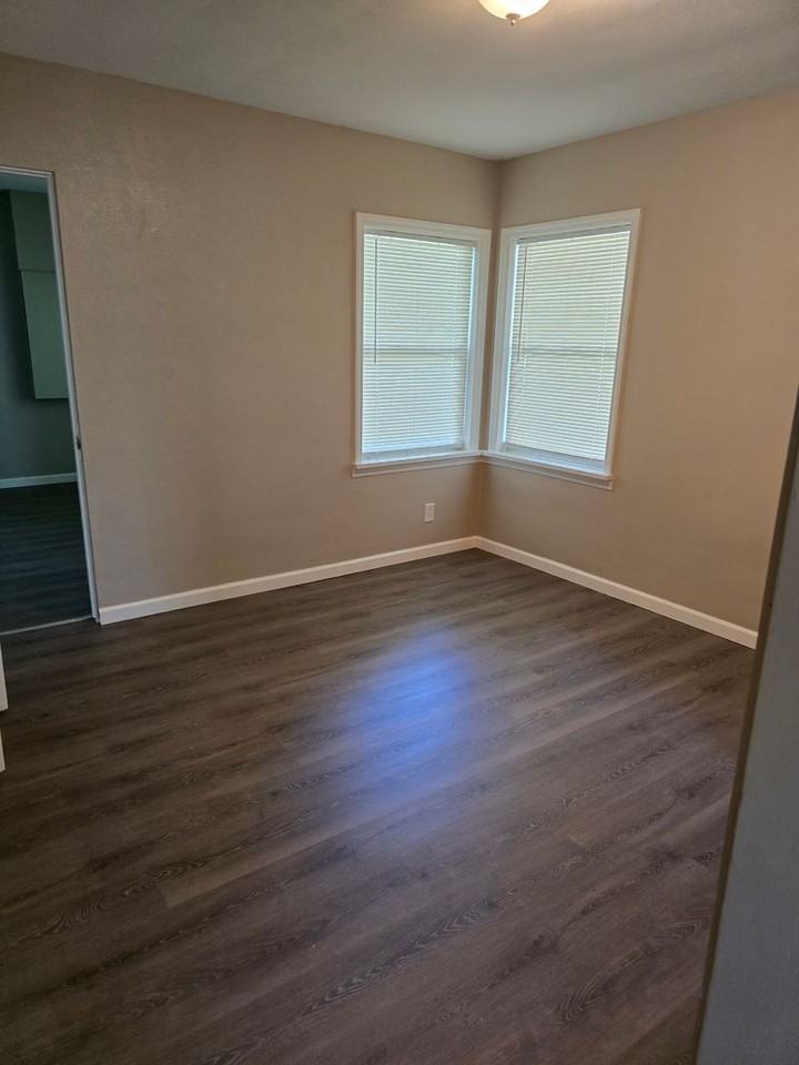641 N 38th St - Photo 7 of 12