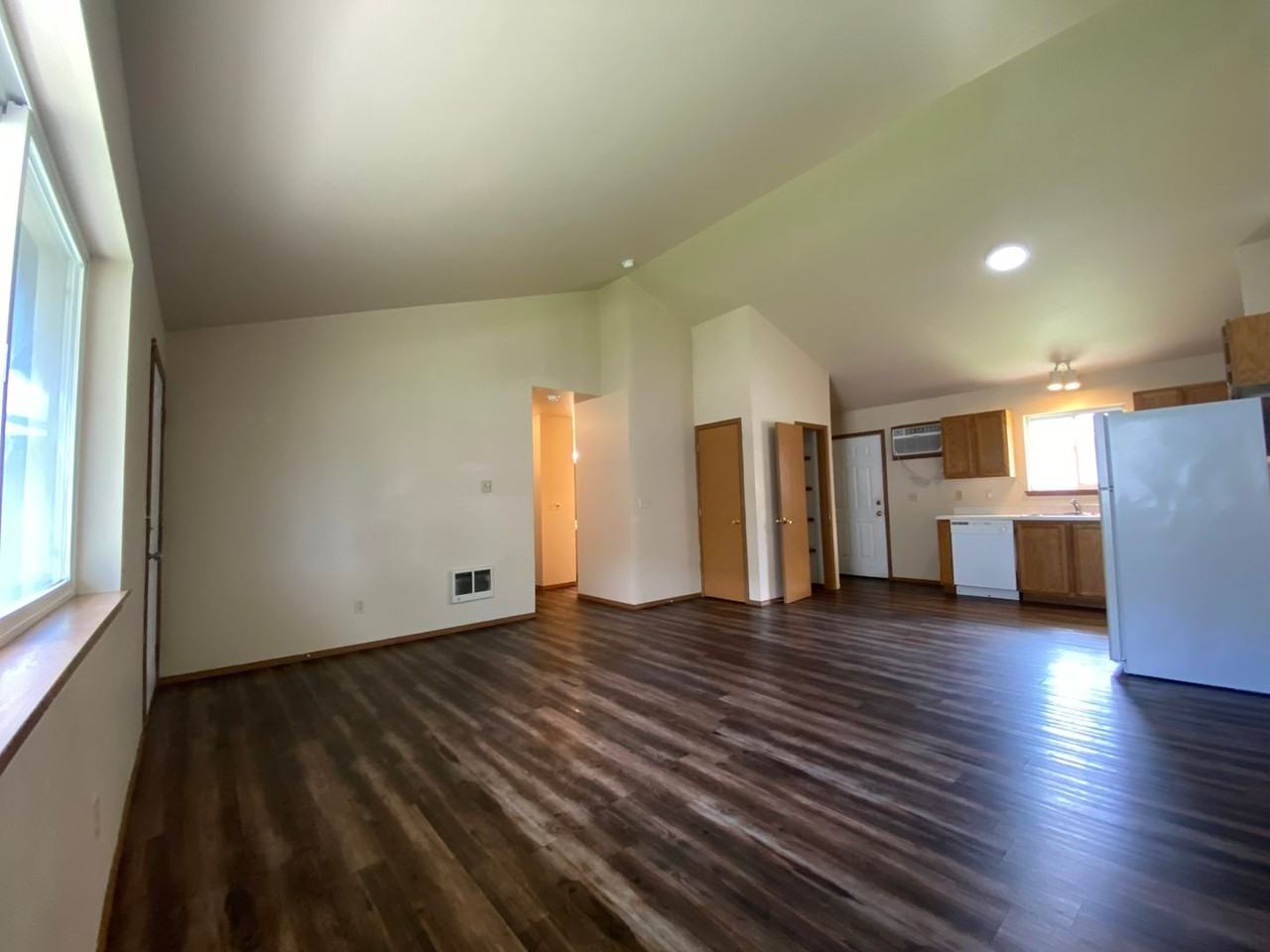 1008 E 19th Ave - Photo 2 of 19