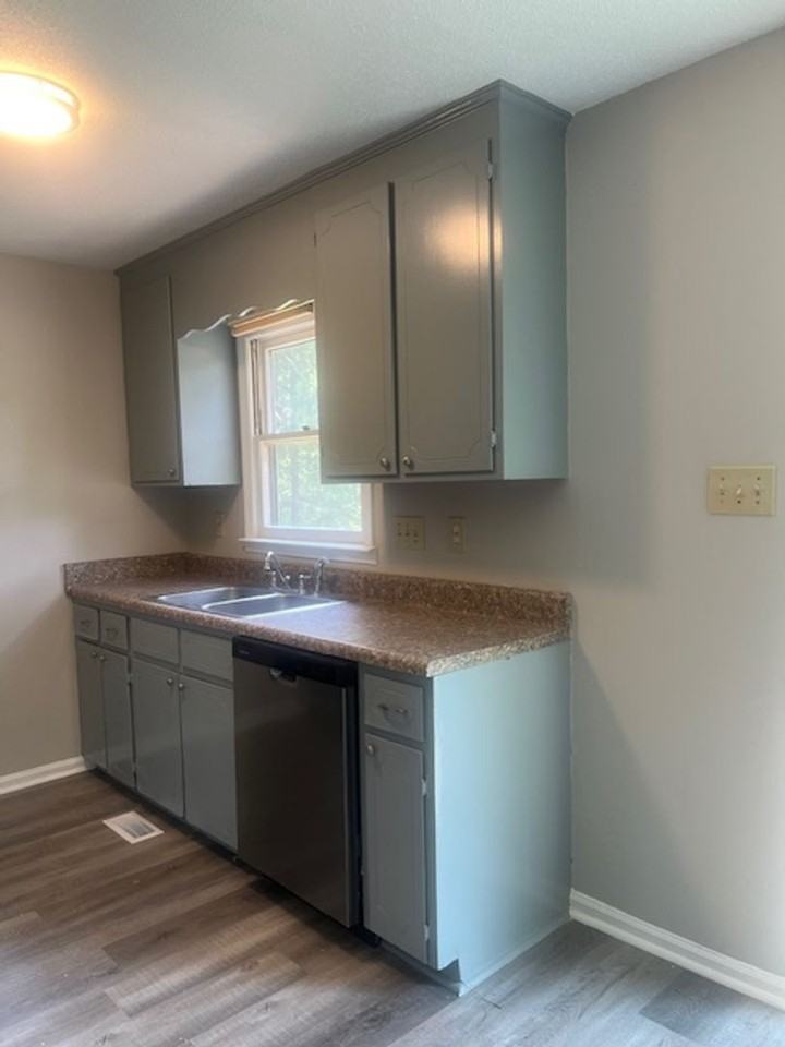 2461 Strickland Bridge Rd - Photo 3 of 9